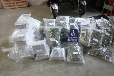 Cinq ans de prison ferme pour le chauffeur intercepté avec 114 kg de cannabis, à Saint-Yvoine (Puy-de-Dôme)