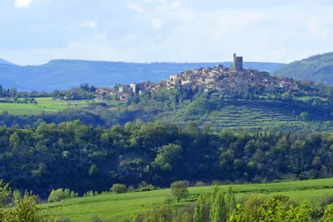 Montpeyroux dans le Puy-de-Dôme sera-t-il le "village préféré des Français" ?