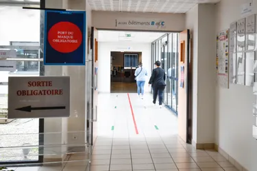 A la mairie de Montluçon, les élus du personnel se sentent "complètement mis de côté" depuis le début de l'épidémie de Coronavirus
