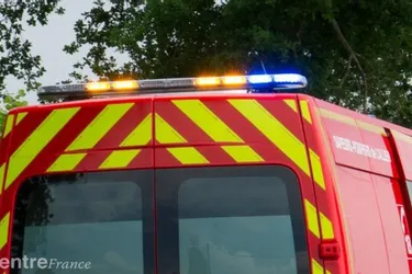 Un conducteur gravement blessé dans une sortie de route, à Anterrieux (Cantal)