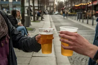 La consommation d'alcool désormais interdite dès 15 heures sur plusieurs places de Clermont-Ferrand et Montferrand