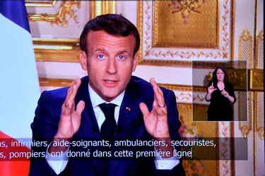 Déconfinement, réouverture des écoles, tests de dépistage, masques : ce qu'a annoncé Emmanuel Macron