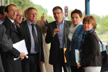 Visite de la gare par le président de Région Gérard Vandenbroucke