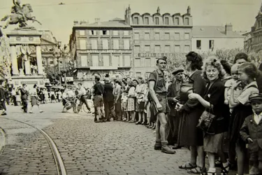 Le 27 août 1944, les derniers Allemands quittent Clermont-Ferrand au profit des maquisards