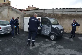 Puy-de-Dôme : le corps d'un homme découvert dans un véhicule en plein centre-ville