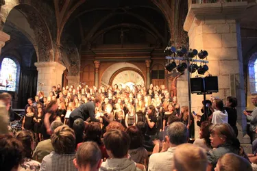 Les collégiens de Chénérailles, Aubusson et Parsac ont donné un concert dans l’église d’Aubusson