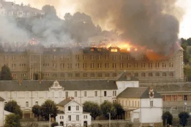 Il y a 30 ans, le grand incendie ravageait la toiture du collège Clemenceau de Tulle