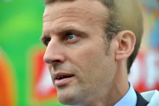 Macron : "Que ceux qui pensent que je suis seul regardent les 75.000 adhérents de mon mouvement"