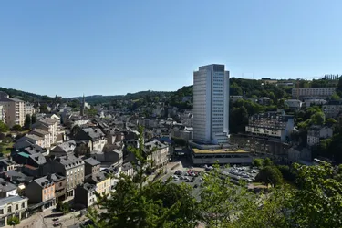 Comment la tour administrative a conforté la position de Tulle comme préfecture de la Corrèze