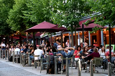 La fermeture des bars à 1 heure à Clermont-Ferrand prolongée jusqu'au 15 août