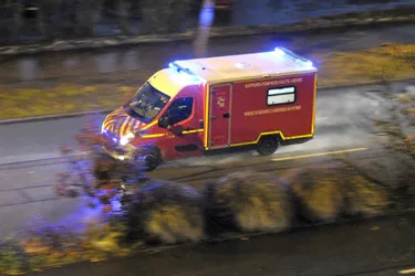 Un conducteur grièvement blessé après avoir percuté une glissière de sécurité à Mautes (Creuse)