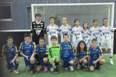 De jeunes joueurs de l’Entente Langeac-Siaugues ont participé à un tournoi indoor dans le Rhône