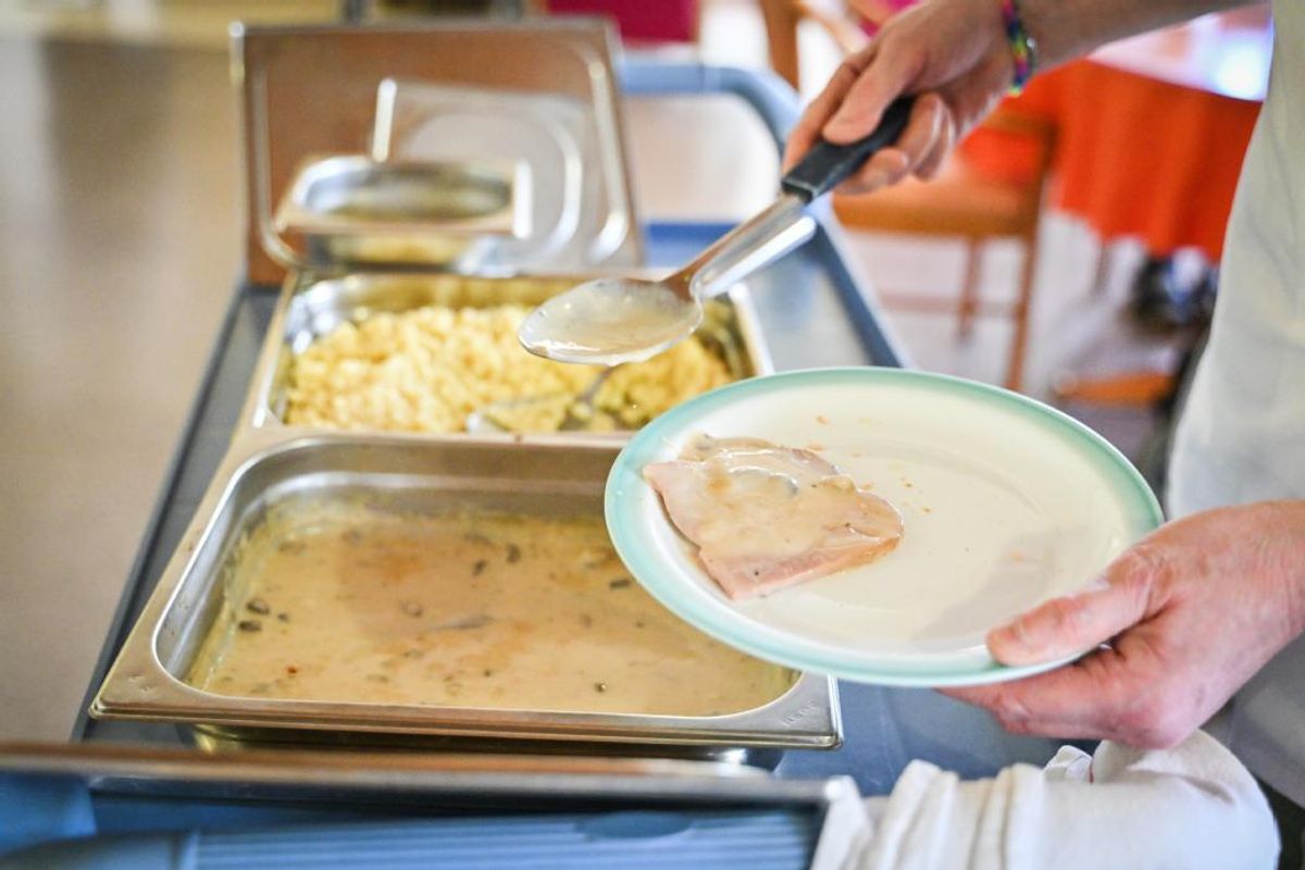 Des services de restauration et des accueils périscolaires fermés à Bourges ce mardi en raison d'une grève