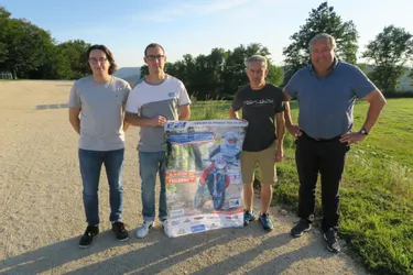 Après 33 ans à la tête du Montoncel Racing Compétition à Palladuc (Puy-de-Dôme), le président passe les clefs