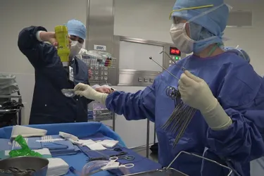 Des infirmières de Clermont-Ferrand témoignent dans un documentaire « loin des clichés des séries télé »