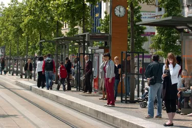 Arrêt du tramway : "pas pratique" selon les usagers clermontois