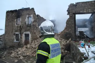 Une maison détruite dans un incendie à La Chapelle-Agnon (Puy-de-Dôme)