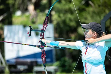 Tir à l'arc : Lisa Barbelin (Archers Riomois) rêve déjà d'un sacre olympique au Japon