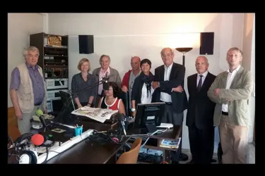 Le Conseil supérieur de l’audiovisuel en visite à Radio Vicomté