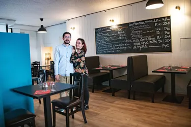 Le Local, un bar-brasserie en plein centre-ville de Clermont-Ferrand, "pour refaire la fête"