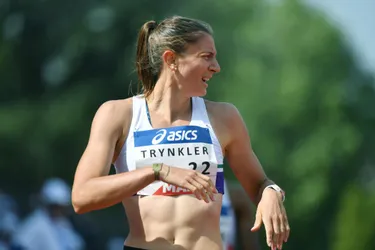 Le relais français avec l'Auvergnate Elise Trynkler sorti en séries, en Pologne