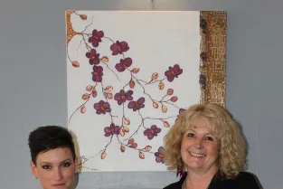 Caroline Stojecki expose ses œuvres florales à la Villa M
