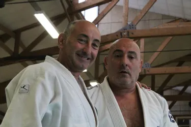 Deux nouvelles ceintures noires au Judo Club Castelpontin