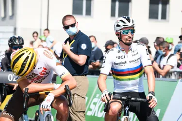Tour de France : Pogacar nouveau maillot jaune, Alaphilippe distancé dans le final de la 8e étape