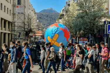 « La mer à Clermont, c'est non » : retour en images sur la marche pour exiger une « vraie loi climat »