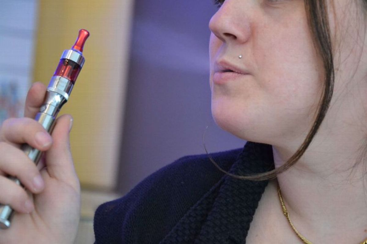 Deux points de vente de e-cigarettes viennent de s'installer dans le centre-ville de la cit maillotine - L'Yonne Rpublicaine Deux points de vente de e-cigarettes viennent de s'installer dans le centre-ville de la cit maillotine - L'Yonne Rpublicaine