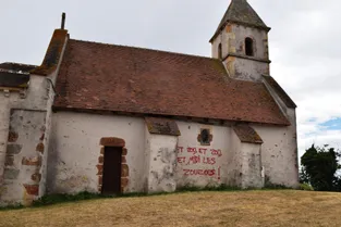 « Et zou et zou et midi les zouzous » : le drôle de tag sur la chapelle de Saint-Désiré (Allier)