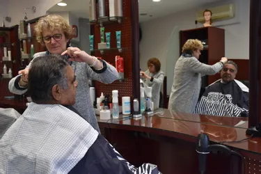 Après son passage sur TF1, Paulette Debiton cherche toujours un repreneur pour son salon de coiffure à Ambert (Puy-de-Dôme)