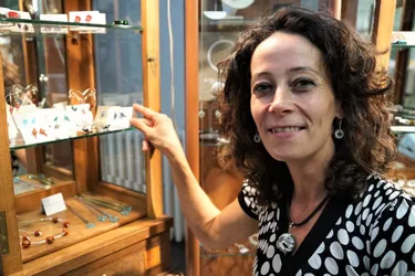 Vanessa Bunet, meilleur ouvrier de France, expose ses perles d’art à Aubusson (Creuse)