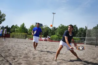 Beach Tennis : Mansour et Darnal domptnt le sable