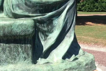 La sculpture en bronze baptisée « Enfant » va être restaurée