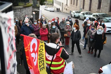 Un rassemblement contre le mode de traitement des dossiers et titres de séjours des étrangers en Corrèze