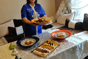 Smahane El Haloui, chef à domicile à Tujac, propose un repas qui invite au voyage