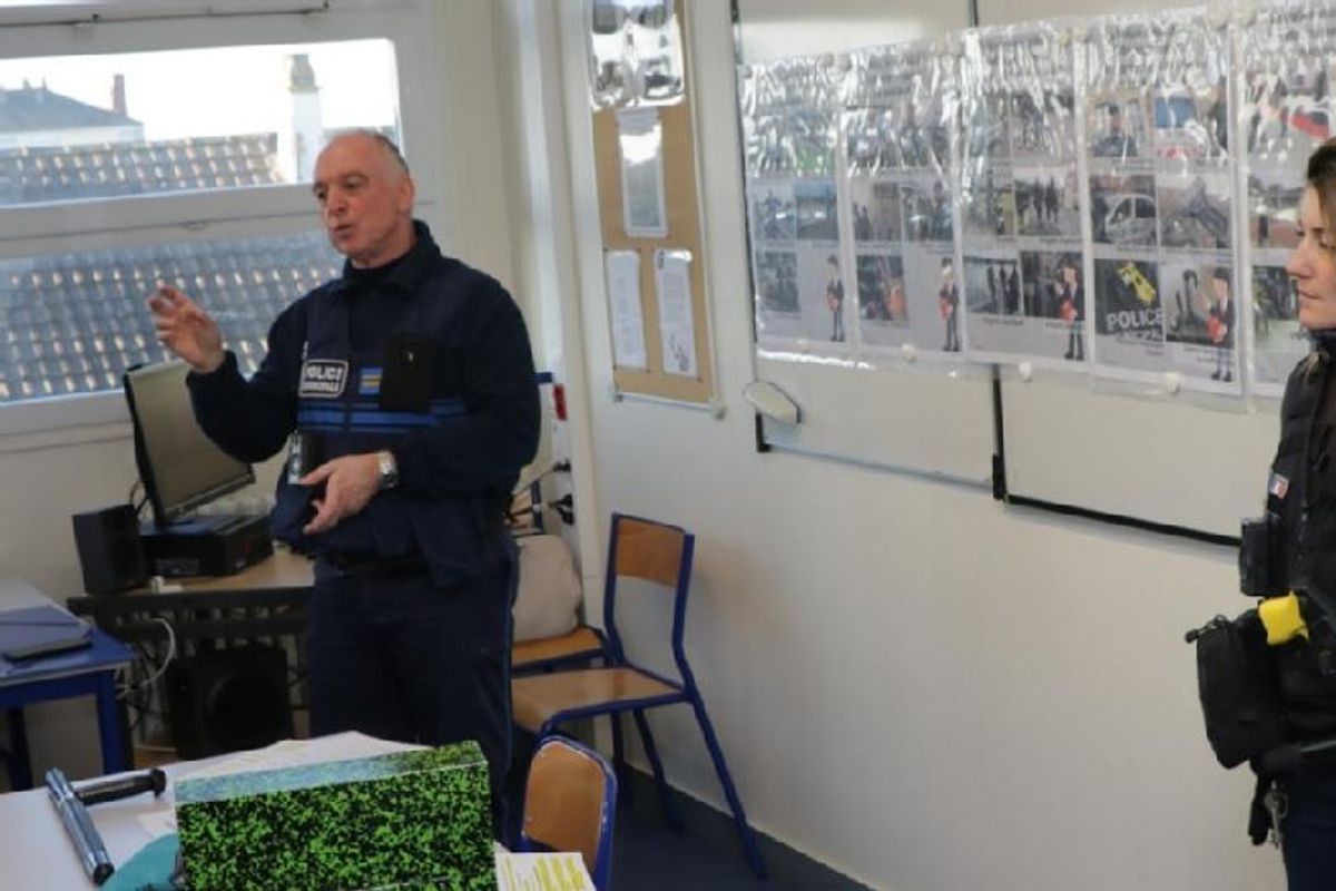 La police municipale informe les collégiens de Jules-Ferry - L’Écho ...