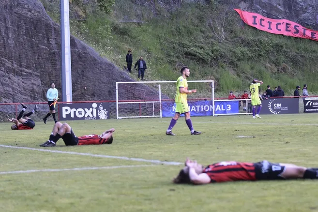 Football (National 3) : le Clermont Foot (B) et Espaly plombés par des arrangements entre "amis" lyonnais ? - La Montagne