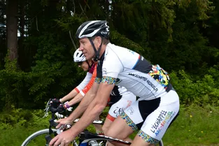 Dans la roue de Laurent Brochard pour la cyclo d'Ambert