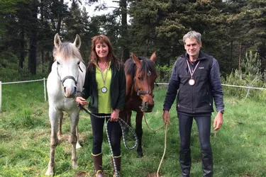 Cavaliers et chevaux partagent les médailles