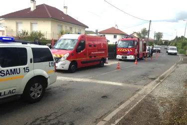 Cantal : un adolescent blessé dans une chute de mobylette à Arpajon