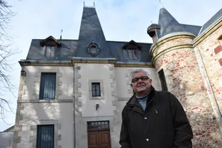 Villefranche-d'Allier : les secrets d'un maire qui n'a jamais perdu une élection