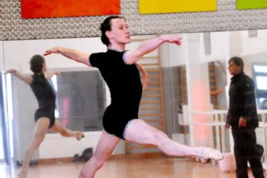 Stéphane Aubry a intégré depuis six ans un ballet en Pologne