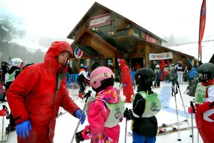 Les cours de ski pour enfants affichent quasiment complet en cette fin de vacances scolaires