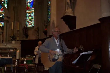 Patrick Richard chante pour la paroisse