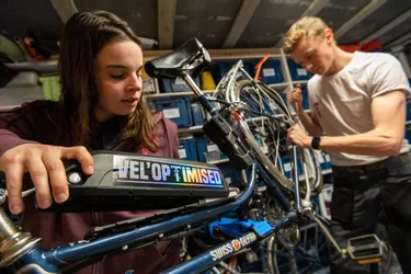 Avec Vel'Optimised, Hugo et Cassandra rendent électrique vos vélos à Clermont-Ferrand