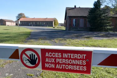 Le public a saisi l'occasion rare de découvrir de l'intérieur le camp militaire de Bourg-Lastic (Puy-de-Dôme)