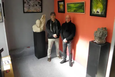 Deux artistes exposent à la galerie d’art