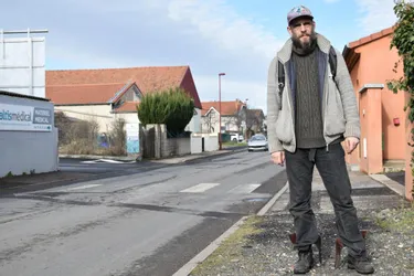 Un ancien SDF raconte l'importance des maraudes à Brioude (Haute-Loire) : "Un toit et une douche, ça fait du bien"